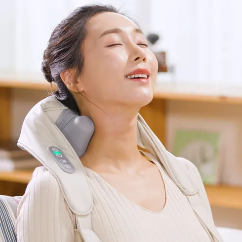 인생 최고의 꿀템 최신상 4D 목어깨 마사지기 별점 5점 제품